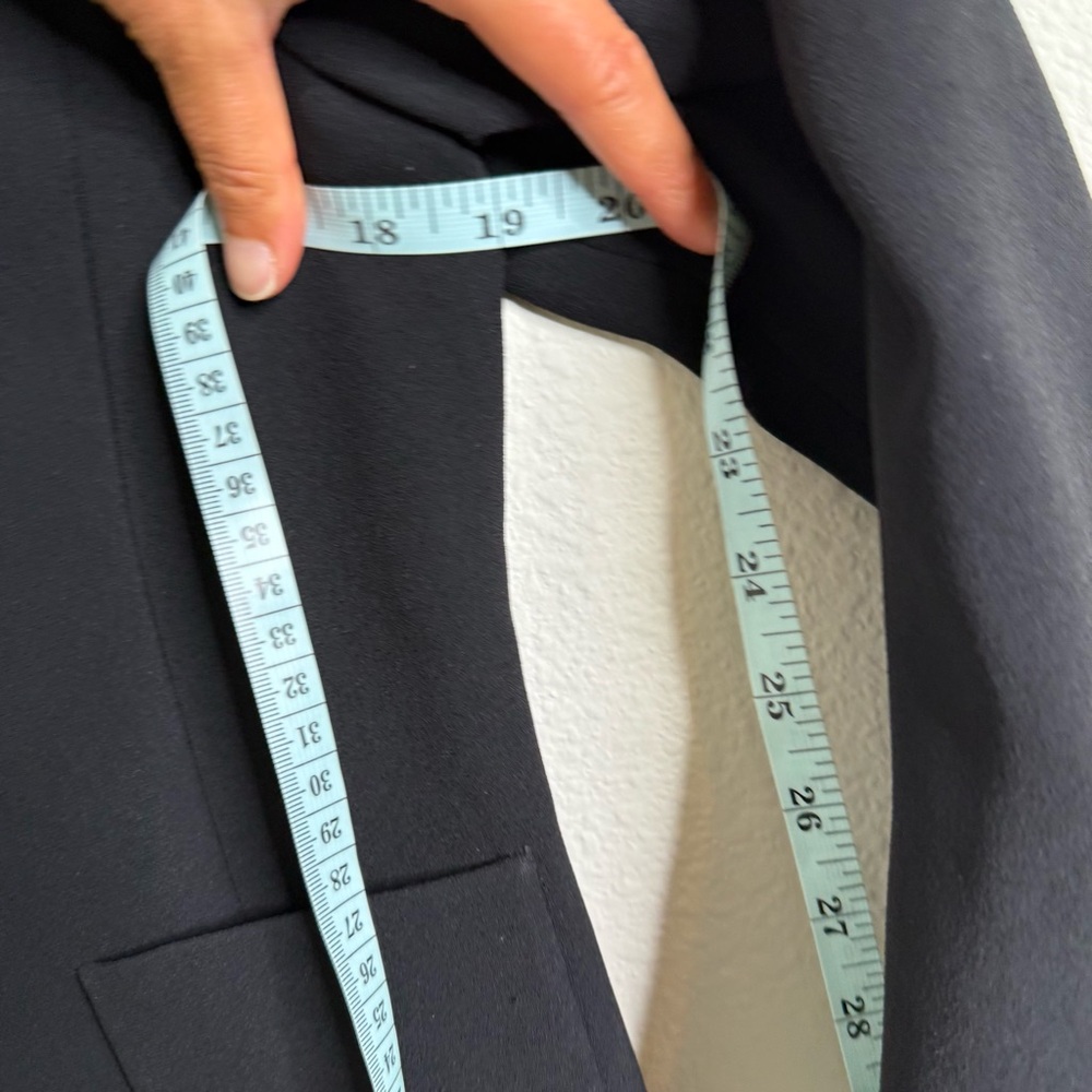 Ellen Tracy Long Sleeve Split Cuff Button Down Blazer Black Size 6 PTP: 19” - Picture 10 of 16